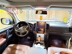 تويوتا لاندكروزر